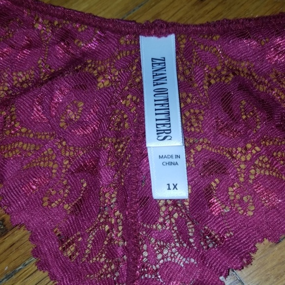 NWOT ZENANA OUTFITERS BRALETTE - Picture 3 of 3